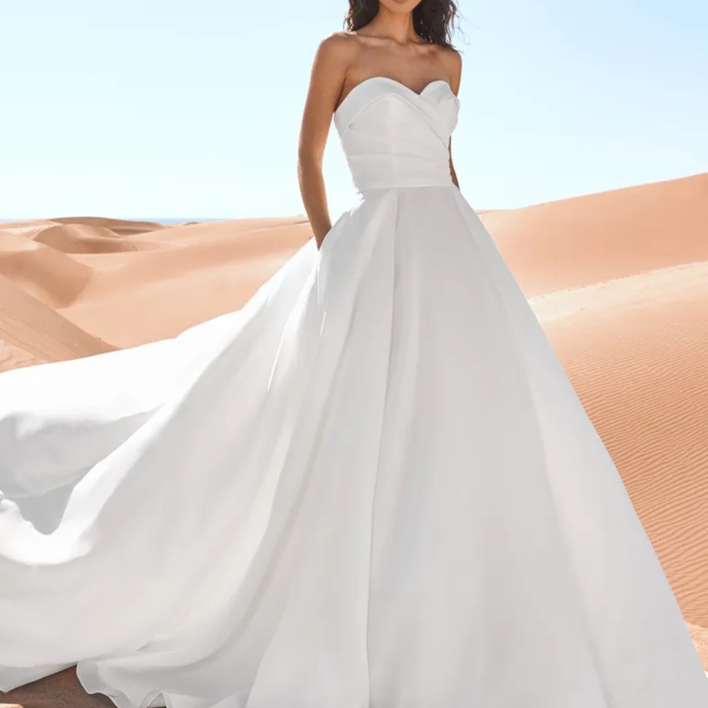 Pronovias Gerianger Wedding Dress